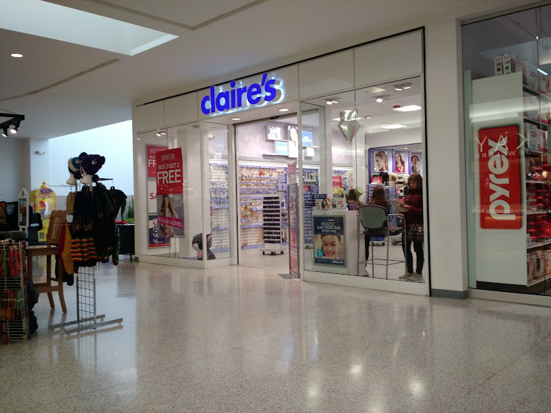 claire's