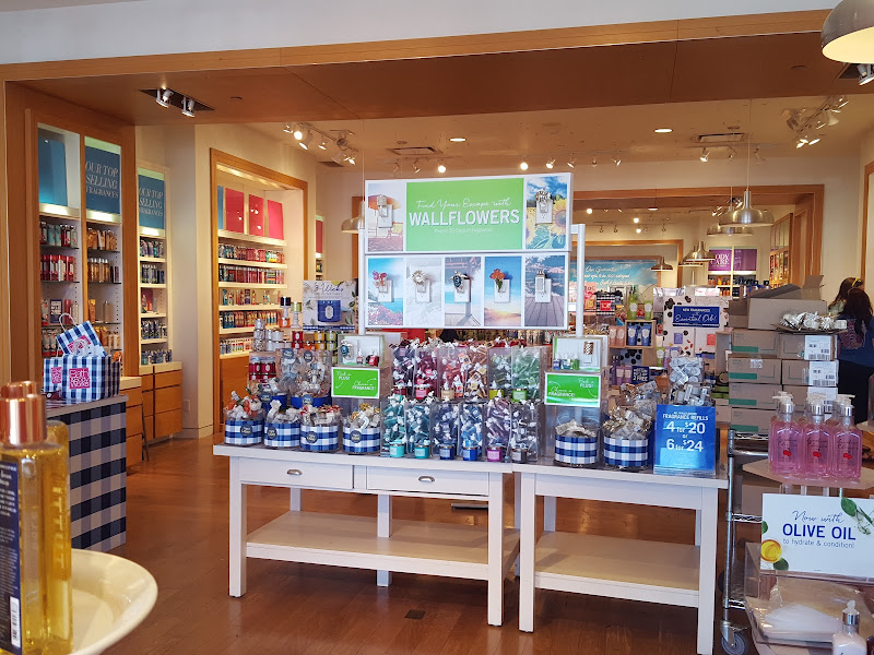 Bath & Body Works
