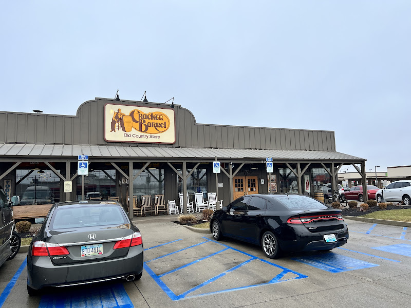 Cracker Barrel Old Country Store