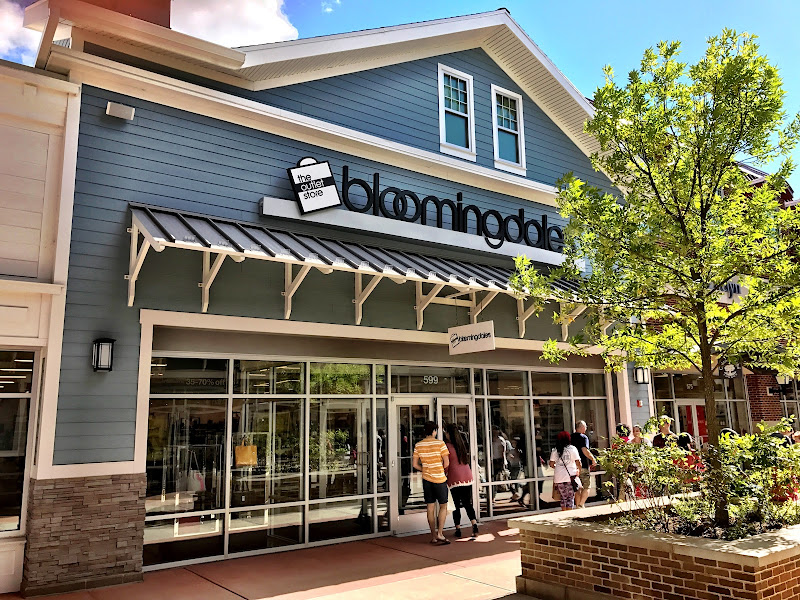 Bloomingdale's Outlet