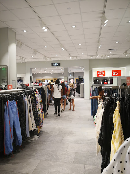 H&M