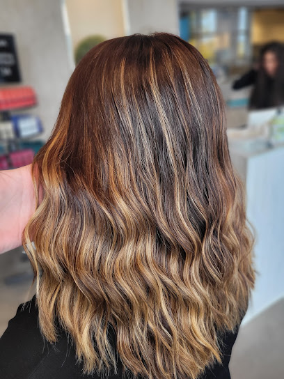 Voila Salon
