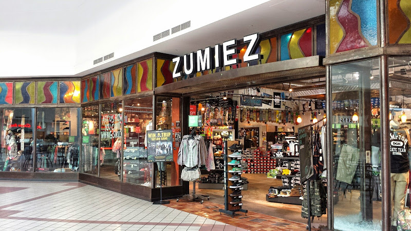 Zumiez