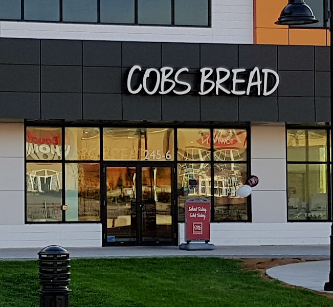 COBS Bread