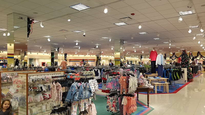 Von Maur