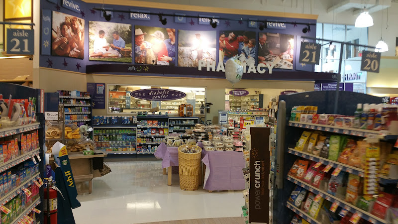 GIANT Pharmacy