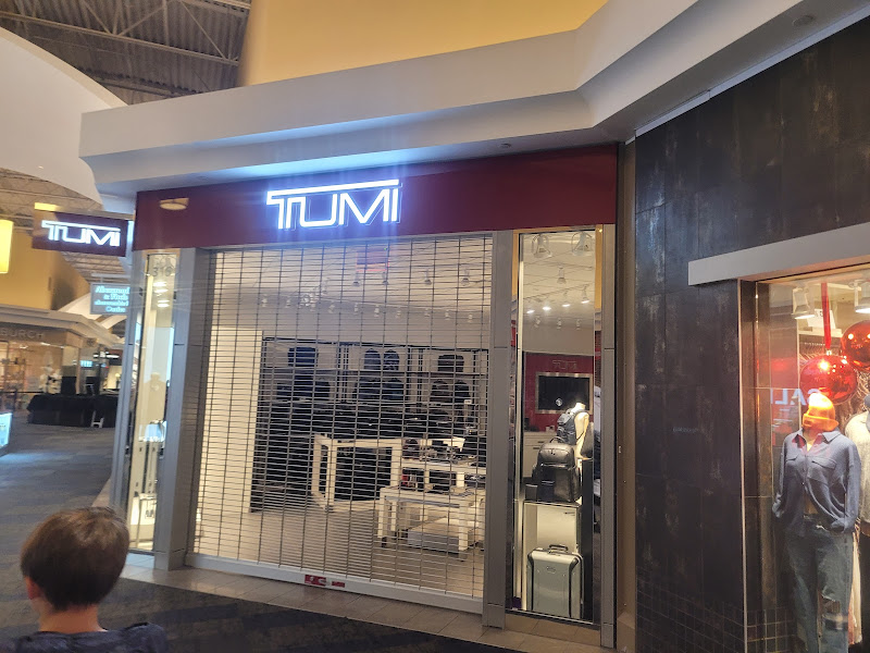 TUMI Outlet Store - Opry Mills