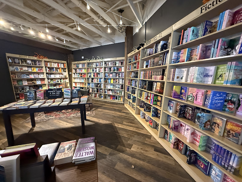 Totally Book•ish Abbotsford