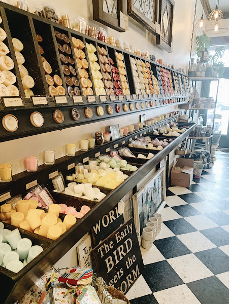 The Corner Candleshop