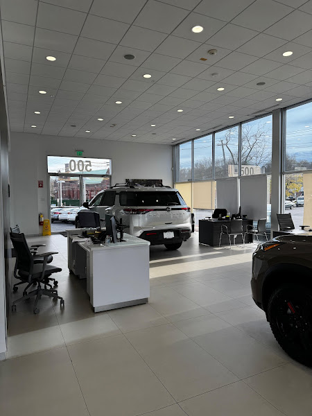 Nissan of White Plains