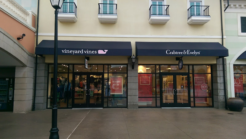 Vineyard Vines