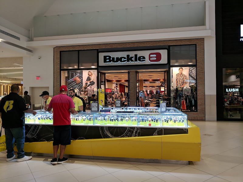 Buckle