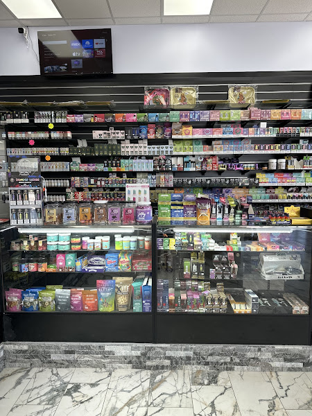 Omaha Stop & Shop Smoke Shop - Glass, Cigars, Tobacco