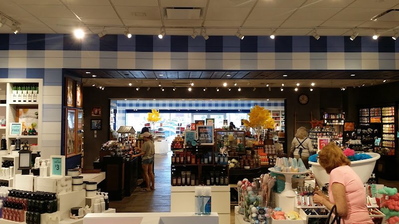 Bath & Body Works