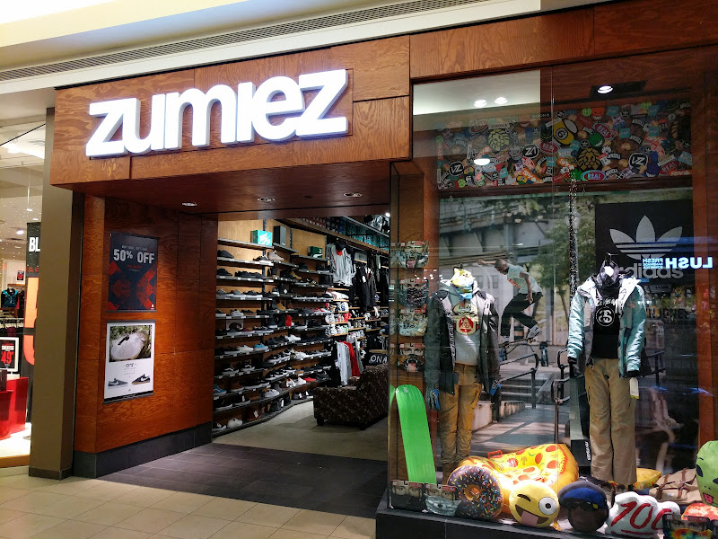 Zumiez