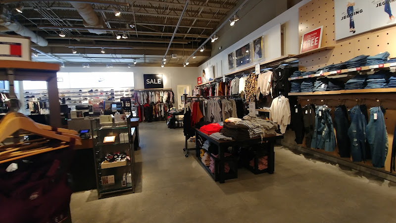 PacSun
