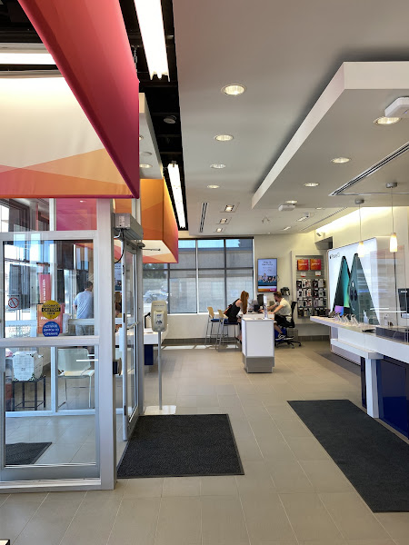 SaskTel Store
