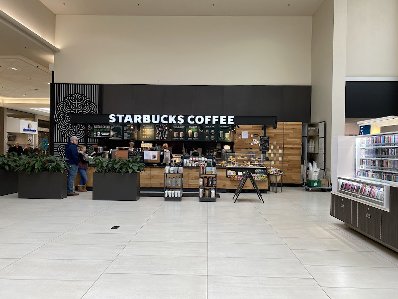 Smart Fix @ Belden Village Mall ( Macy's aisle)