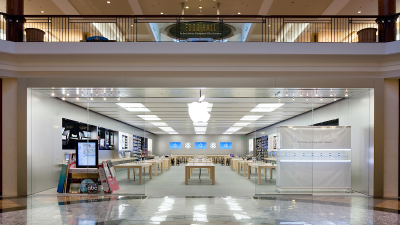Apple Polaris Fashion Place