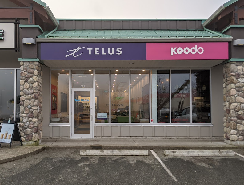Tom Harris TELUS & Koodo Store