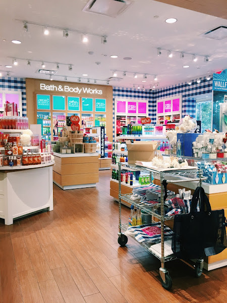 Bath & Body Works