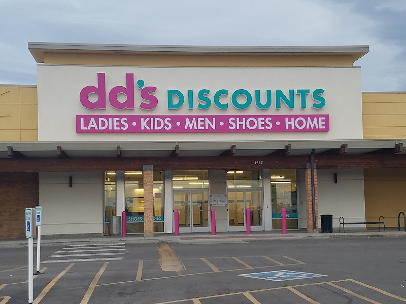 dd's DISCOUNTS