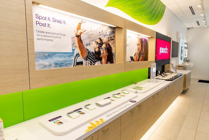 4L Communications - TELUS & KOODO Authorized Dealer - Corral Center