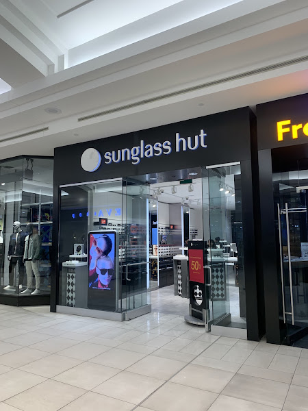 Sunglass Hut