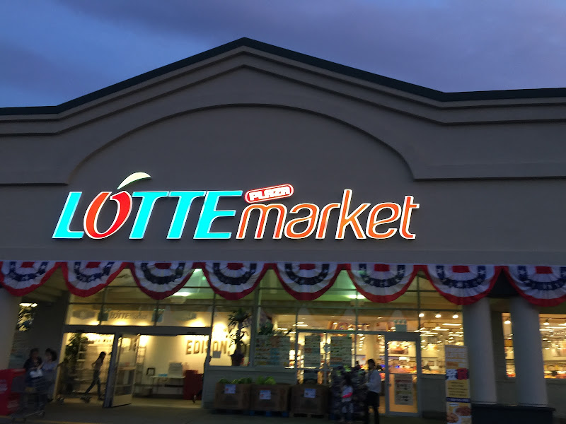 Lotte Plaza Market at Edison