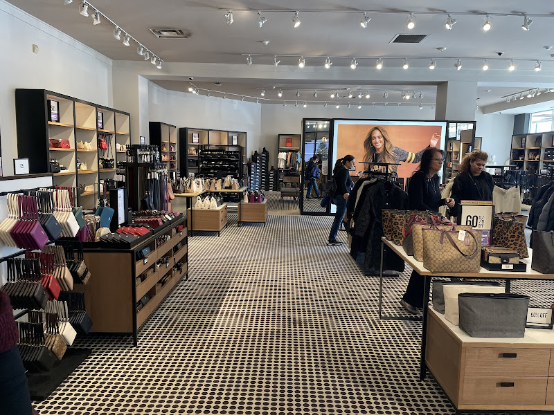 COACH Outlet