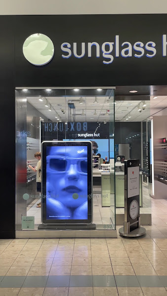Sunglass Hut