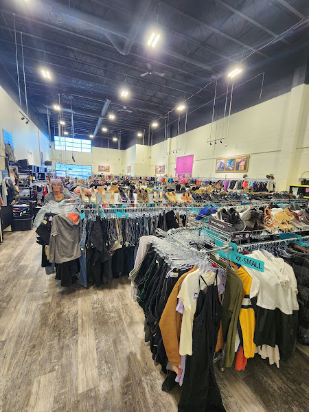 Plato's Closet Kelowna