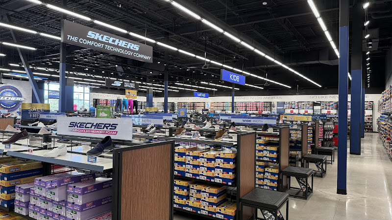 SKECHERS Warehouse Outlet