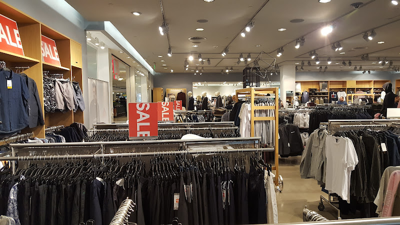 H&M