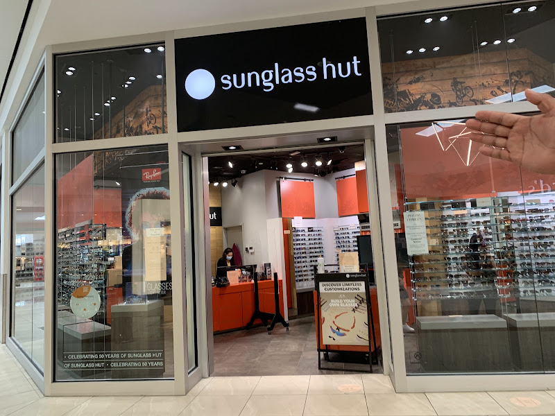 Sunglass Hut