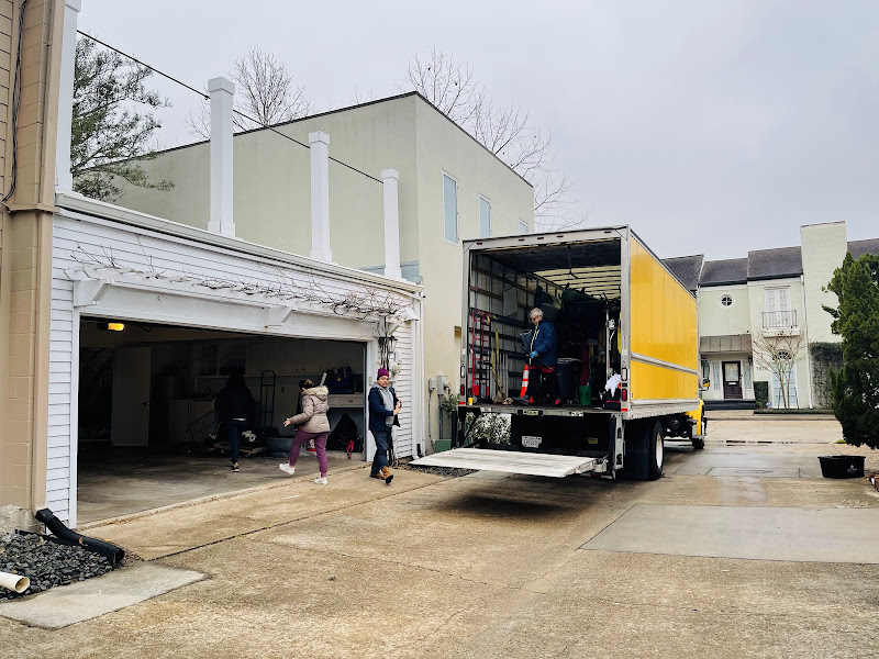 Martinez movers LLC
