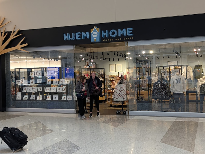 Hjem + Home