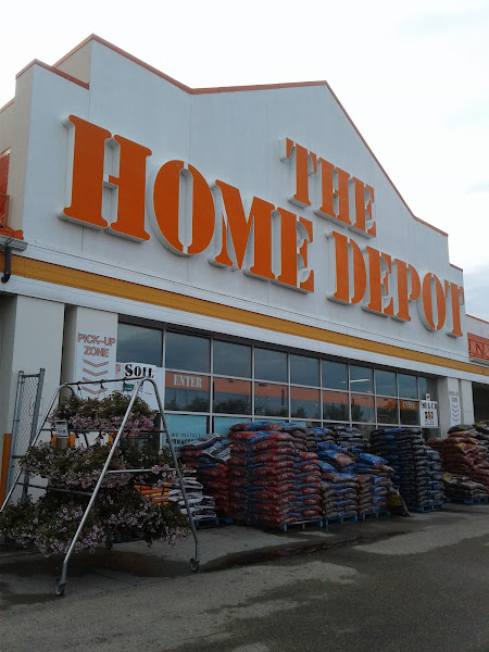 Outdoor Garden Centre at The Home Depot