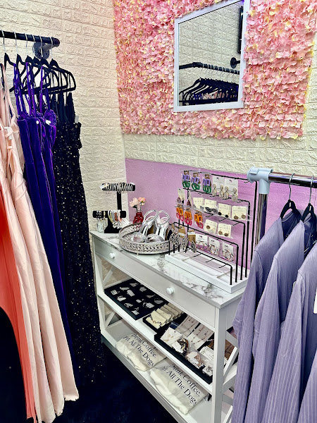 Autonomous Fashion Boutique, LLC