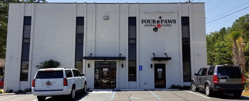 Four Paws Animal Clinic
