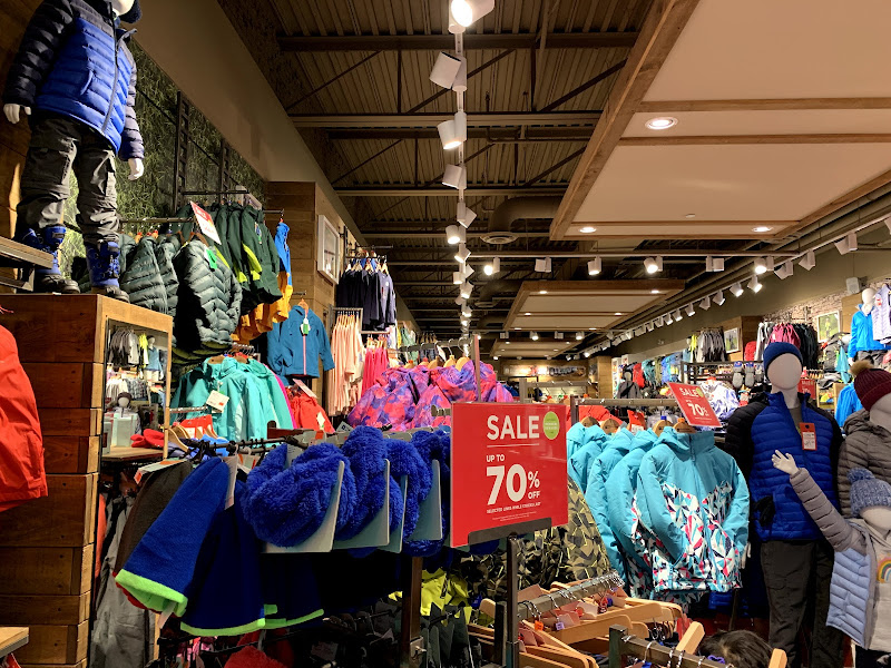 Mountain Warehouse