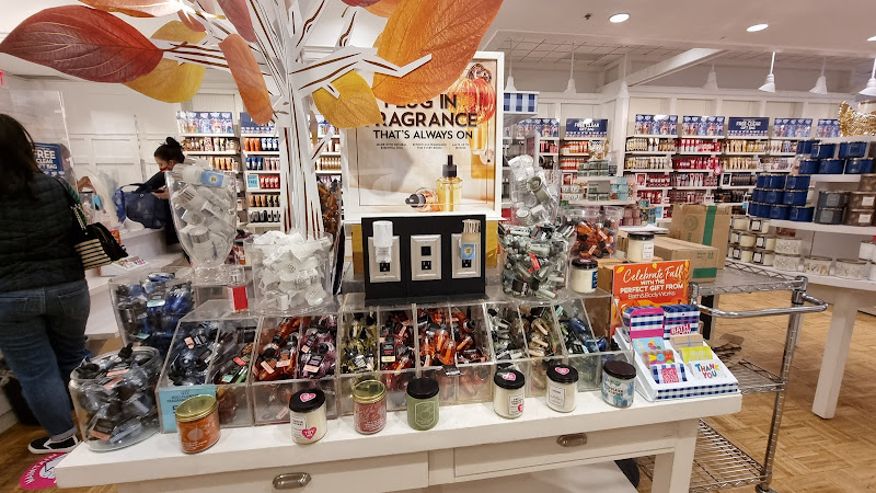Bath & Body Works
