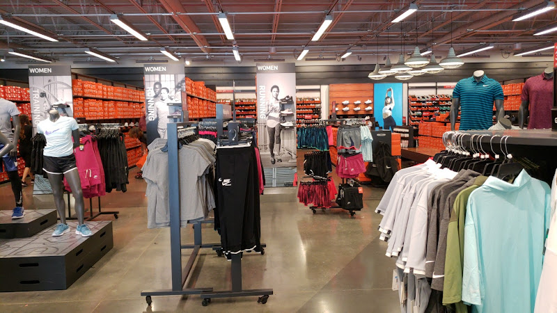 NIKE Factory Store