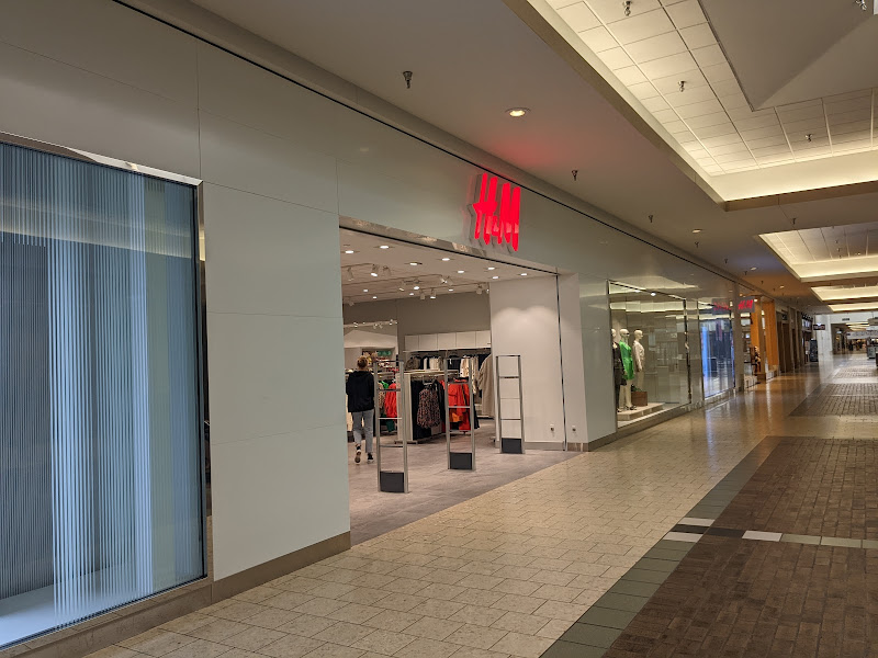 H&M