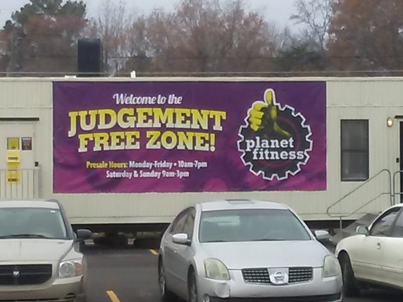 Olive Street Plaza Shopping Center