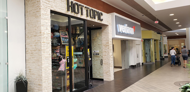 Hot Topic