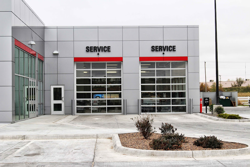 Lewis Toyota of Garden City