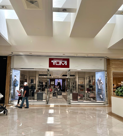 Tumi