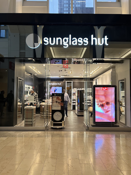 Sunglass Hut