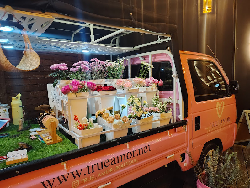 True Amor: The Love Gift Boutique
